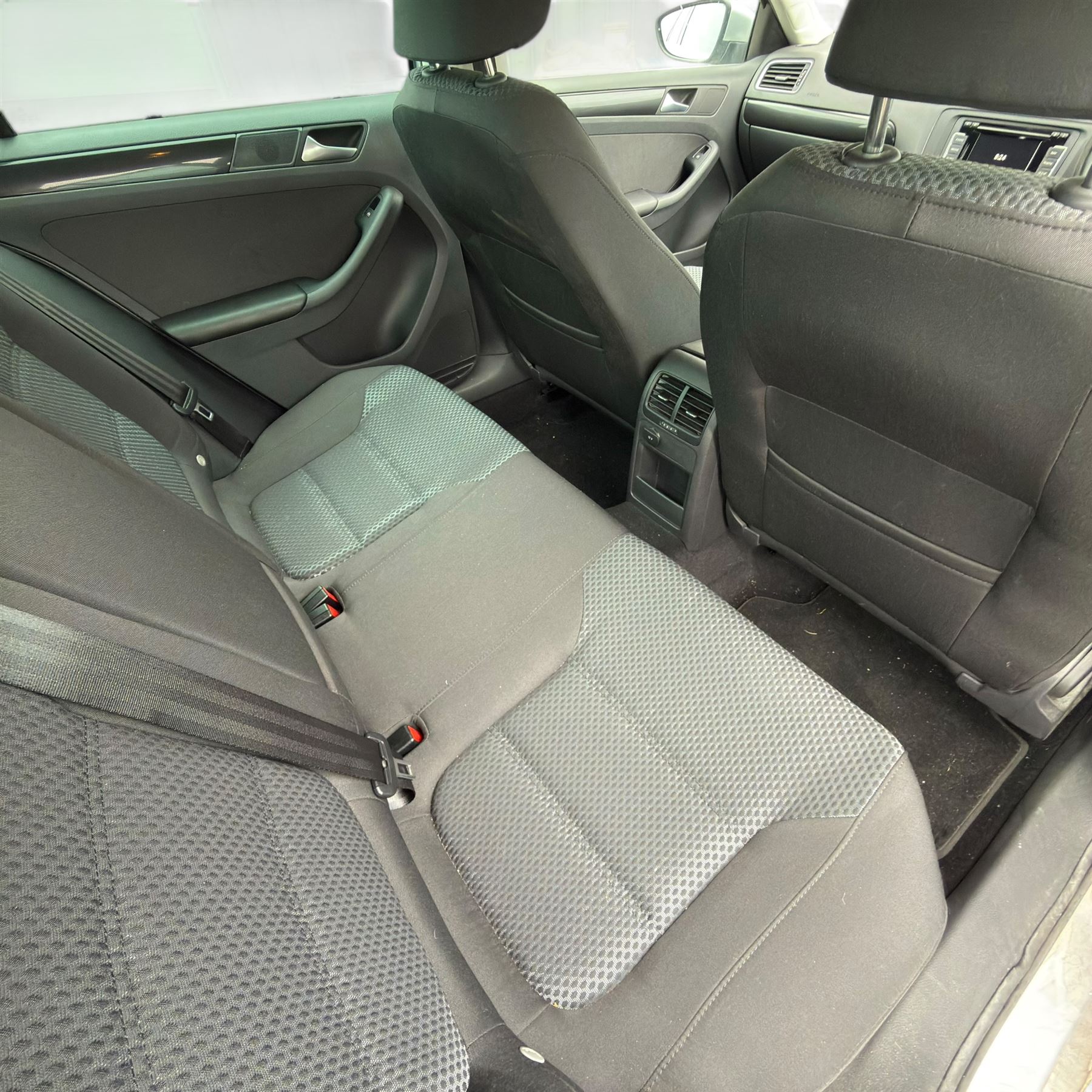 Volkswagen Jetta, 1.6 litre blue-motion diesel, 82000 miles, manual, silver, 2013, (NX63 VVT), MOT till 13 August 2026, £20 road tax, full VW service history, parking sensors, bluetooth - this vehicle is subject to 10% plus VAT buyers premium (12% in total)