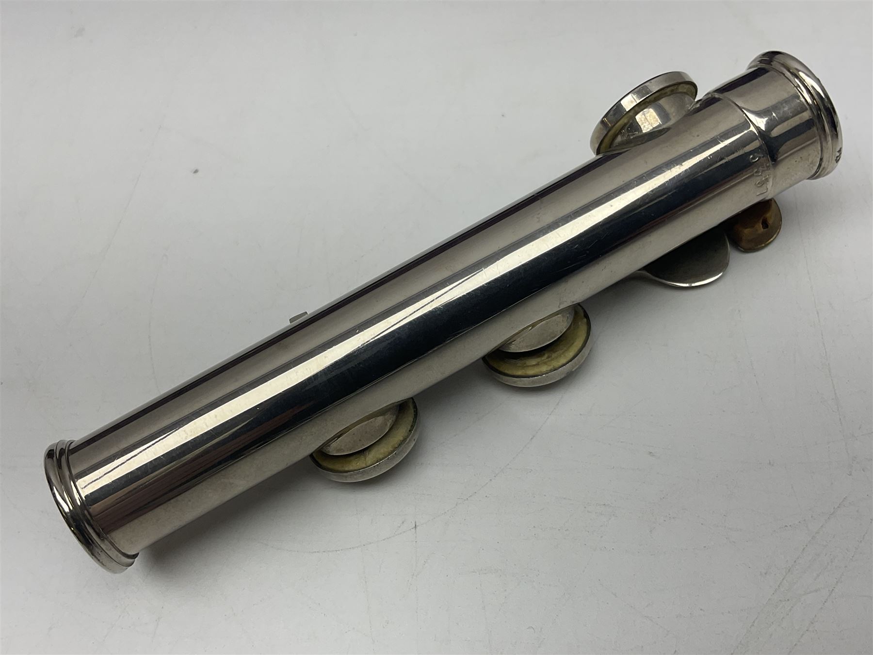 Lafleur three-piece flute, serial no.3357; in fitted carrying case