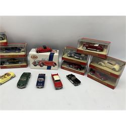 Ten Matchbox Models of Yesteryear; Matchbox Dinky Collection No.DY-S 17; all boxed; and six unboxed Matchbox models (17)