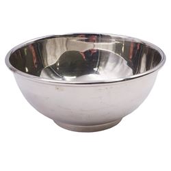Small 1920's silver footed bowl, of plain circular form, hallmarked Martin Hall & Co Ltd, Sheffield 1922, H5.5cm D12cm, approximate weight 5.26 ozt (163.8 grams)