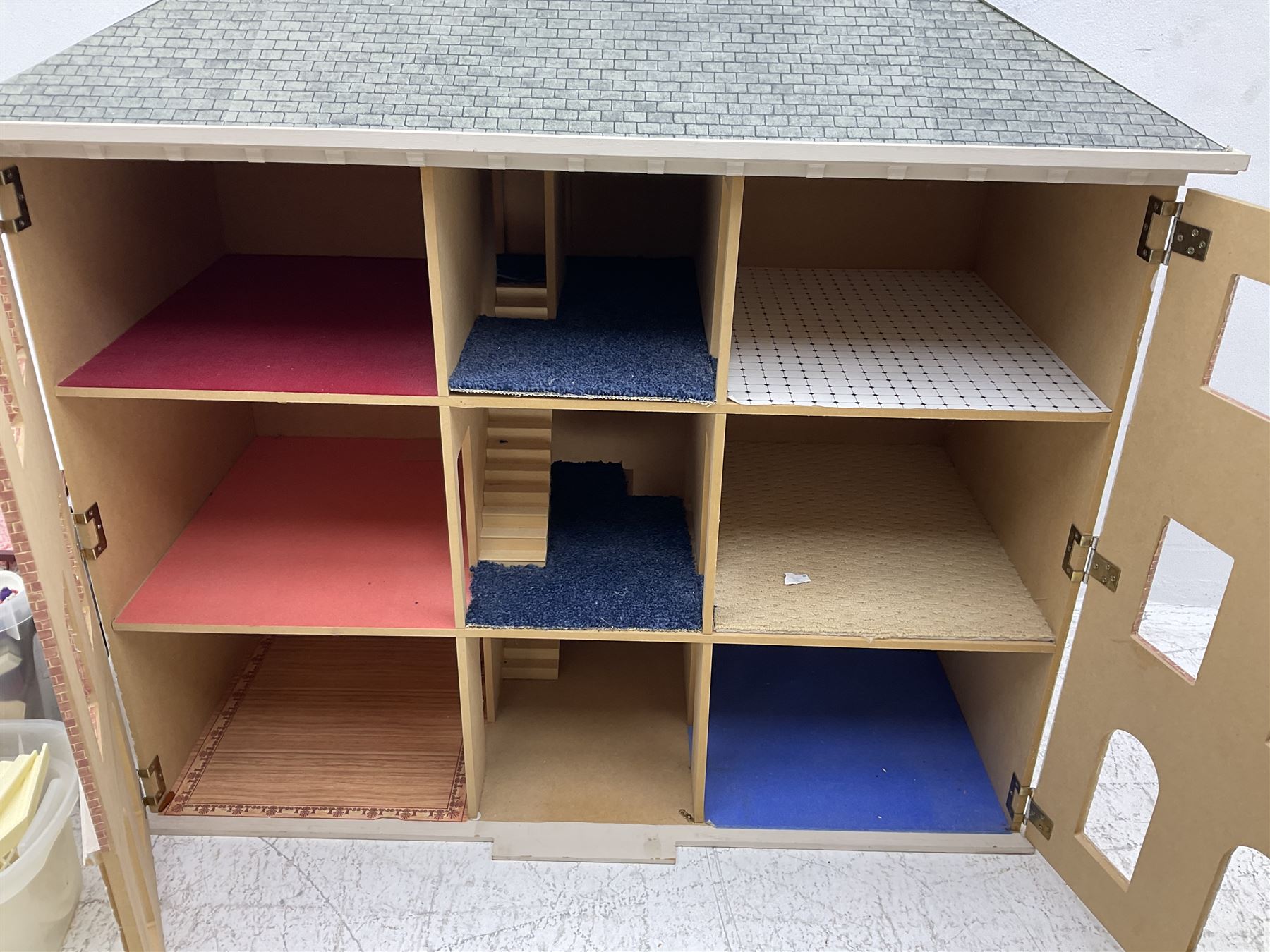 Georgian style paper lined wooden dolls house, three storey with wooden and plastic accessories and window fixtures, H90cm, W96cm, D52cm