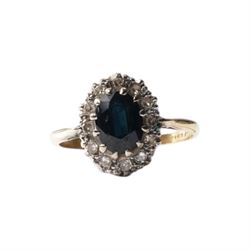 18ct gold sapphire and diamond cluster ring, hallmarked 
