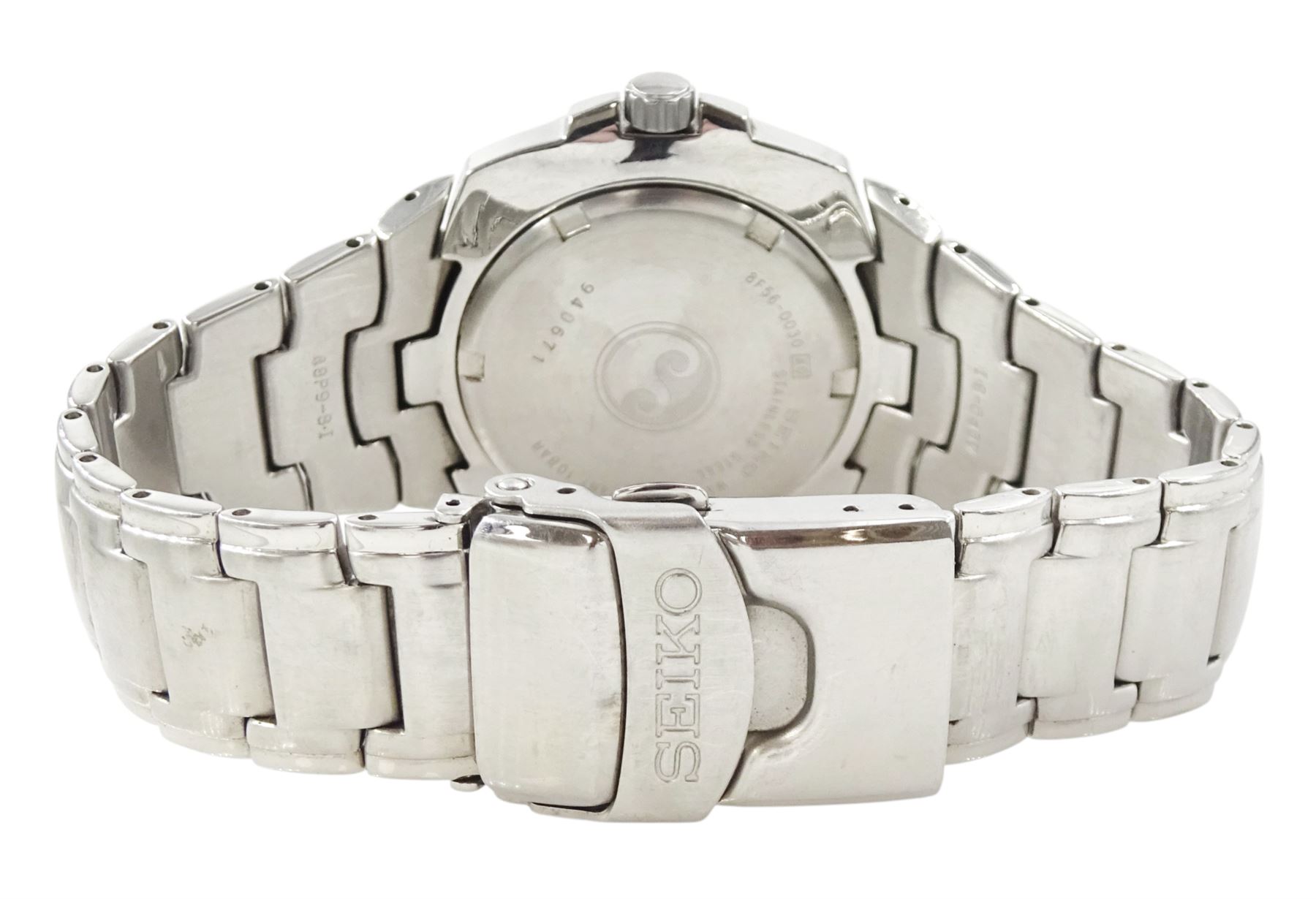 Seiko gentleman's stainless steel quartz chronograph wristwatch, Ref. V657-8069 and one other Seiko Perpetual calendar wristwatch, Ref. 8F56-0030, both boxed