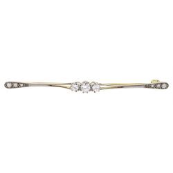 Early 20th century gold and platinum diamond brooch, total diamond weight approx 0.35 carat, in fitted velvet and silk lined box by Sweeneys, Bradford