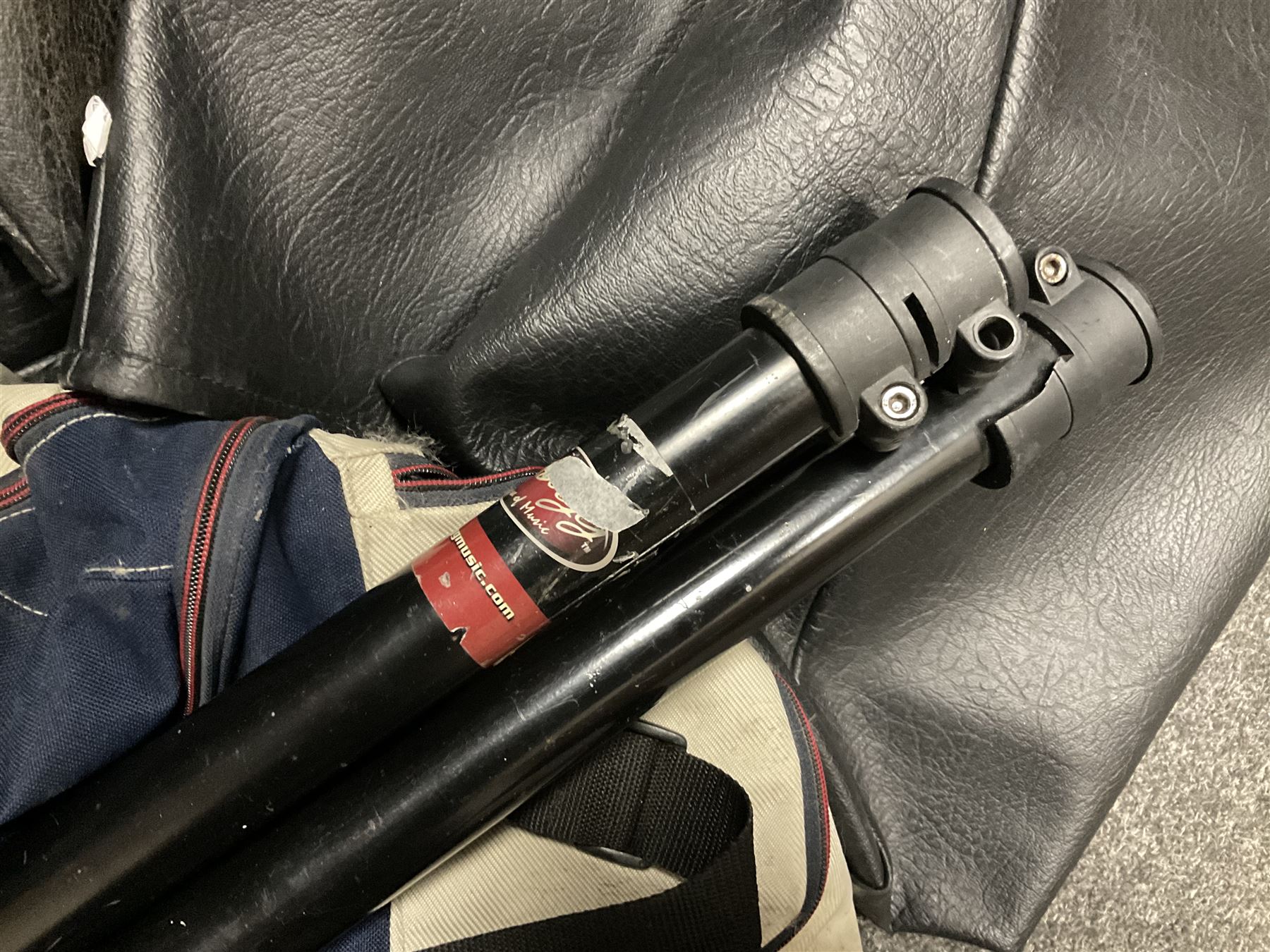 Peavey XR-696F 1200W Amplifier, serial no.K0241228, L47cm; with two Peavey UL bass bins L56cm and two Peavey top speakers L45cm with connecting rods; all with covers; and quantity of heavy duty cables, two microphone cables and microphone stand