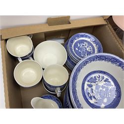 Shelley Maytime pattern sauce boat and saucer, Hornsea vases, blue and white Willow pattern dinner wares and a collection of other ceramics and glassware, in four boxes 
