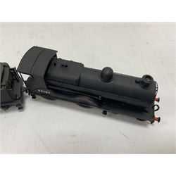 ‘00’ gauge - two kit built steam locomotives and tenders comprising GCR/LNER Class D6 4-4-0 Pollitt Passenger Engine no.2106 finished in LNER black with DJH Models box; Class D9 4-4-0 ‘Queen Mary’ no.62307 finished in BR black (2) 