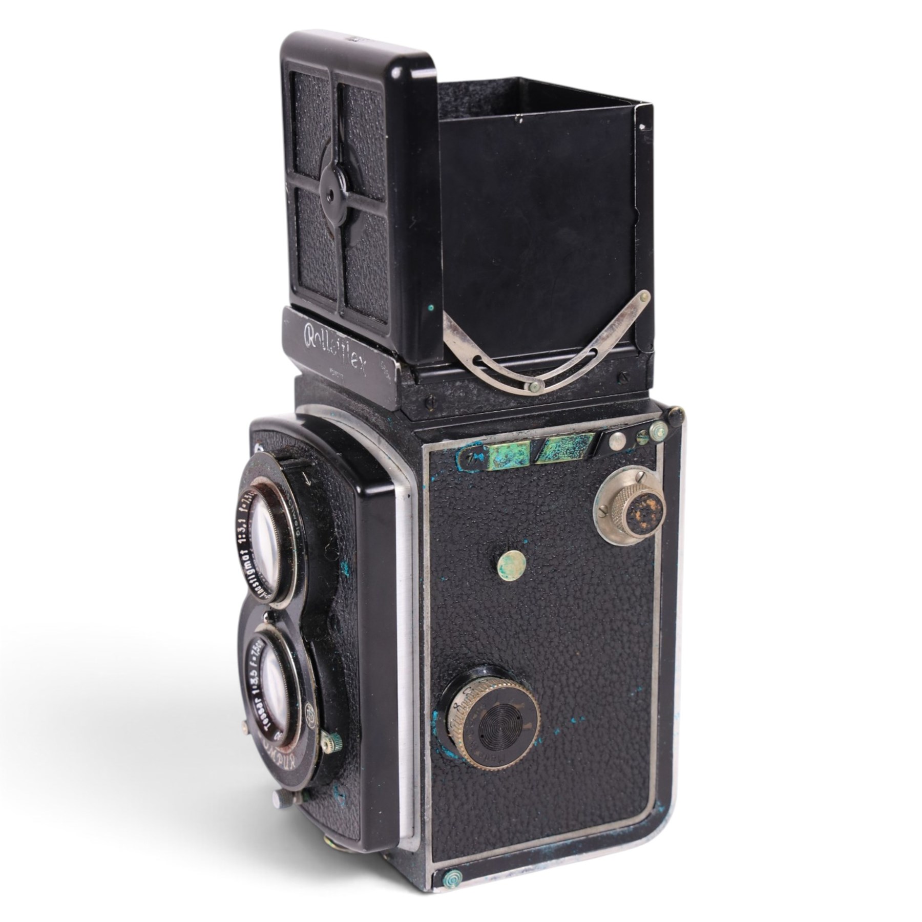 Rolleiflex TLR camera serial no. 392517, with Franke & Heidecke-Braunschweig lens serial no. 385493 and Compur Carl Zeiss Jena Tessar lens serial no. 1663490, in carry case