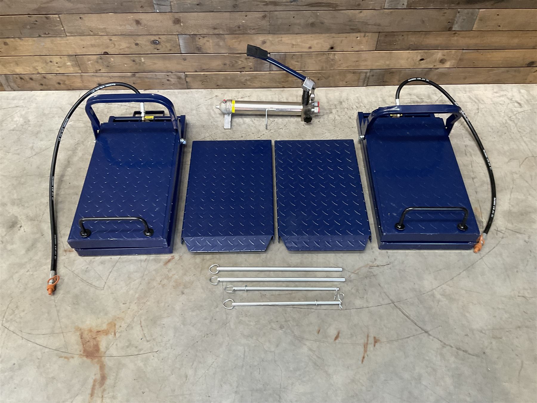 Heavy duty CR06XHD hydraulic vehicle car ramps