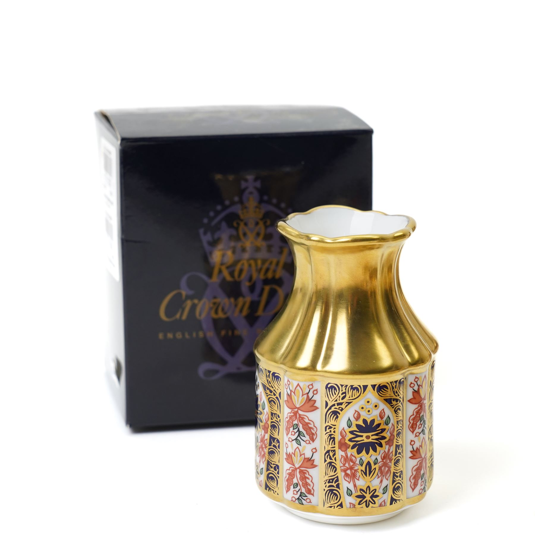 Mixed Royal Crown Derby Imari pattern 1128 wares, to include two Golden Primrose vases, both boxed, 8.5cm; five petal tray, boxed, D11.5cm, sweet tray, D13cm, miniature loving cup, boxed, and a miniature vase, H6cm etc (10)