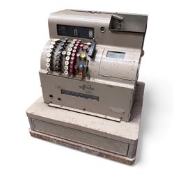 Early 20th century shops till