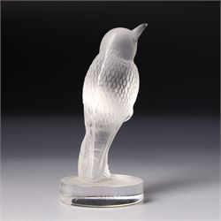 Lalique frosted glass model of a Kingfisher, engraved Lalique France, boxed H7cm