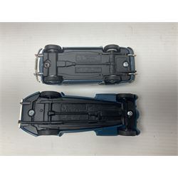 Eight Lansdowne Models 1:43 scale models - 1939 Bentley Embiricos, 1939 Lagonda V12 Long Saloon, 1961 Wolseley 6-110, 1971 Vauxhall PC Cresta De Luxe, 1958 Austin A105, 1955 Hillman Minx Convertible, 1954 Singer Roadster and 1936 Bentley 4 1/4 Ltr Park Ward DHC; all unboxed (8)