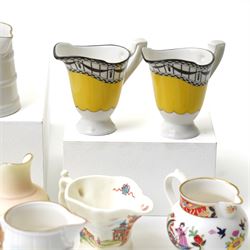 Set of twelve Worcester Historical Jug Collection together with additional Rail and Chain, Blush Ivory and Kingfisher Barrel  pattern jugs, boxed (15)