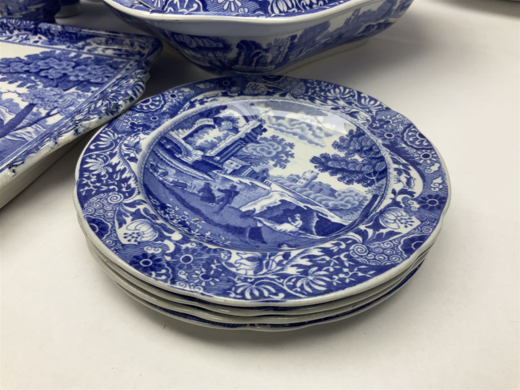 Copeland Spode Italian pattern dinner wares, including two tureens and covers, four serving dishes, six dinner plates, four side plates etc, all with blue printed marks beneath