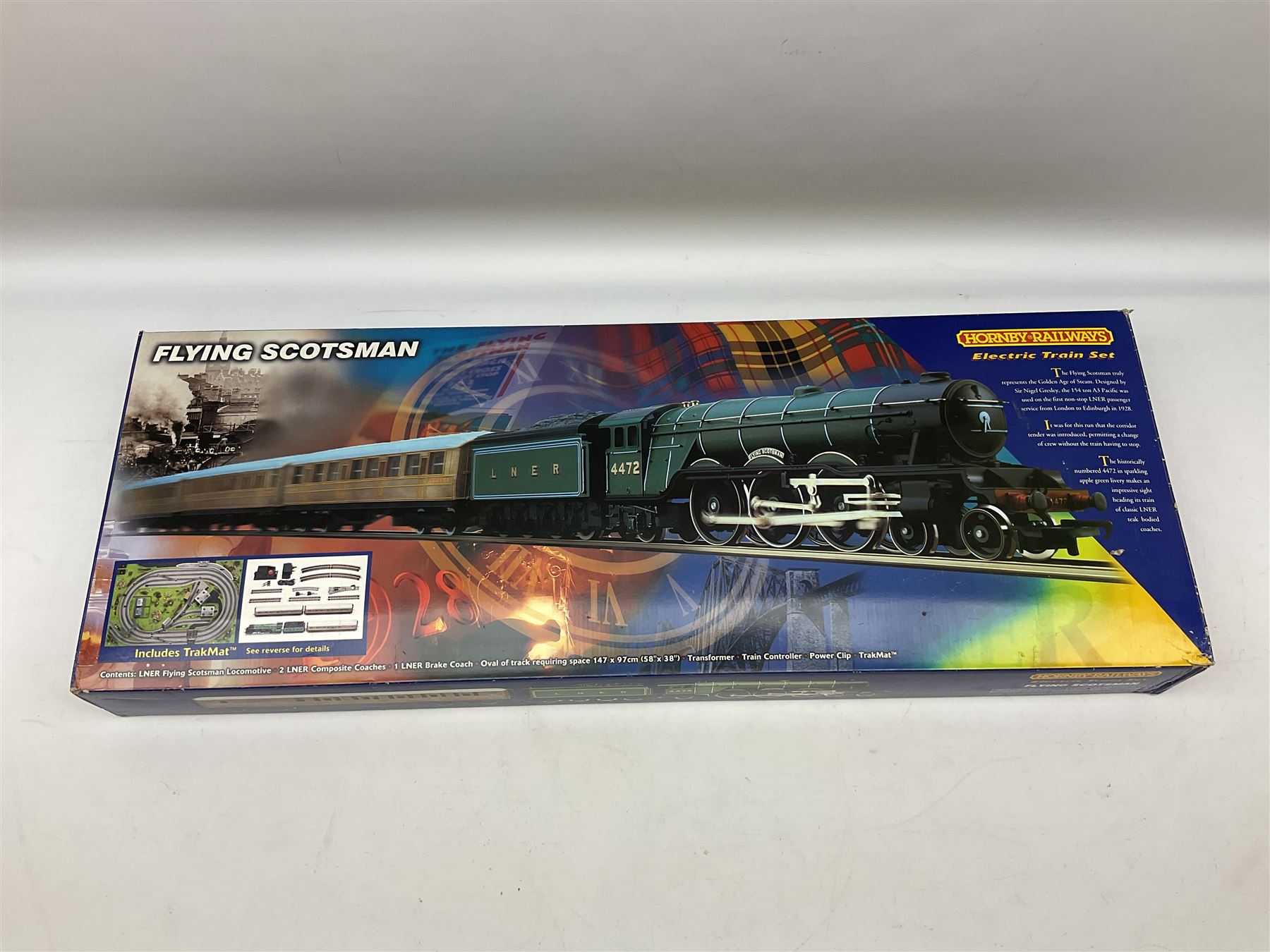 Hornby '00' gauge - Flying Scotsman boxed electric train set with No.4472 'Flying Scotsman' locomotive, three coaches and accessories