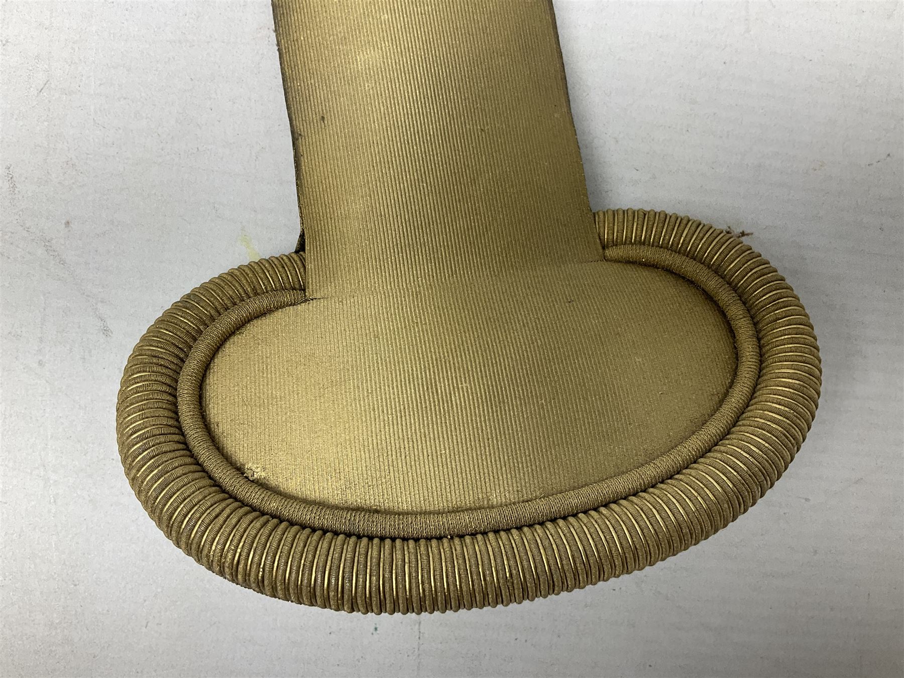 WW1 French pair of Coloniale Artillerie Epaulettes, plain gold colour, one with tassels; in open box bearing Ecole Saint Cyr label; together with WW2 French Artillery Officer's greatcoat; bears label 'P. Vauclair 40 Boul. du Montparnasse Paris (inscribed to) Mr. Babin Le 17/4/40 No.674' (2)