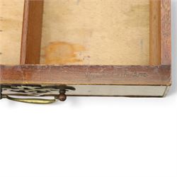 Waring & Gillow - Early 20th century mahogany desk, the leather-inset top above a shaped kneehole, central compartmented frieze drawer flanked by twin banks of of three drawers, each with brass handles, raised on cabriole legs with carved ball and claw feet (Height from floor to underside 62cm)