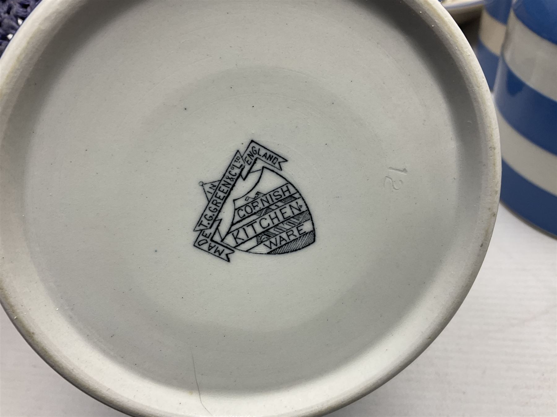 TG Green Cornish kitchen ware, to include coffee pot, pint milk jug, nine storage jars for various items, four dinner plates, etc (25)