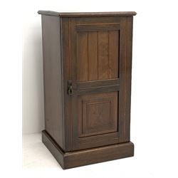 Edwardian walnut bedside cabinet enclosed by panelled door, W39cm, H75cm, D38cm