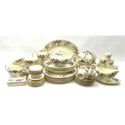Wedgwood Hathaway Rose pattern dinner an