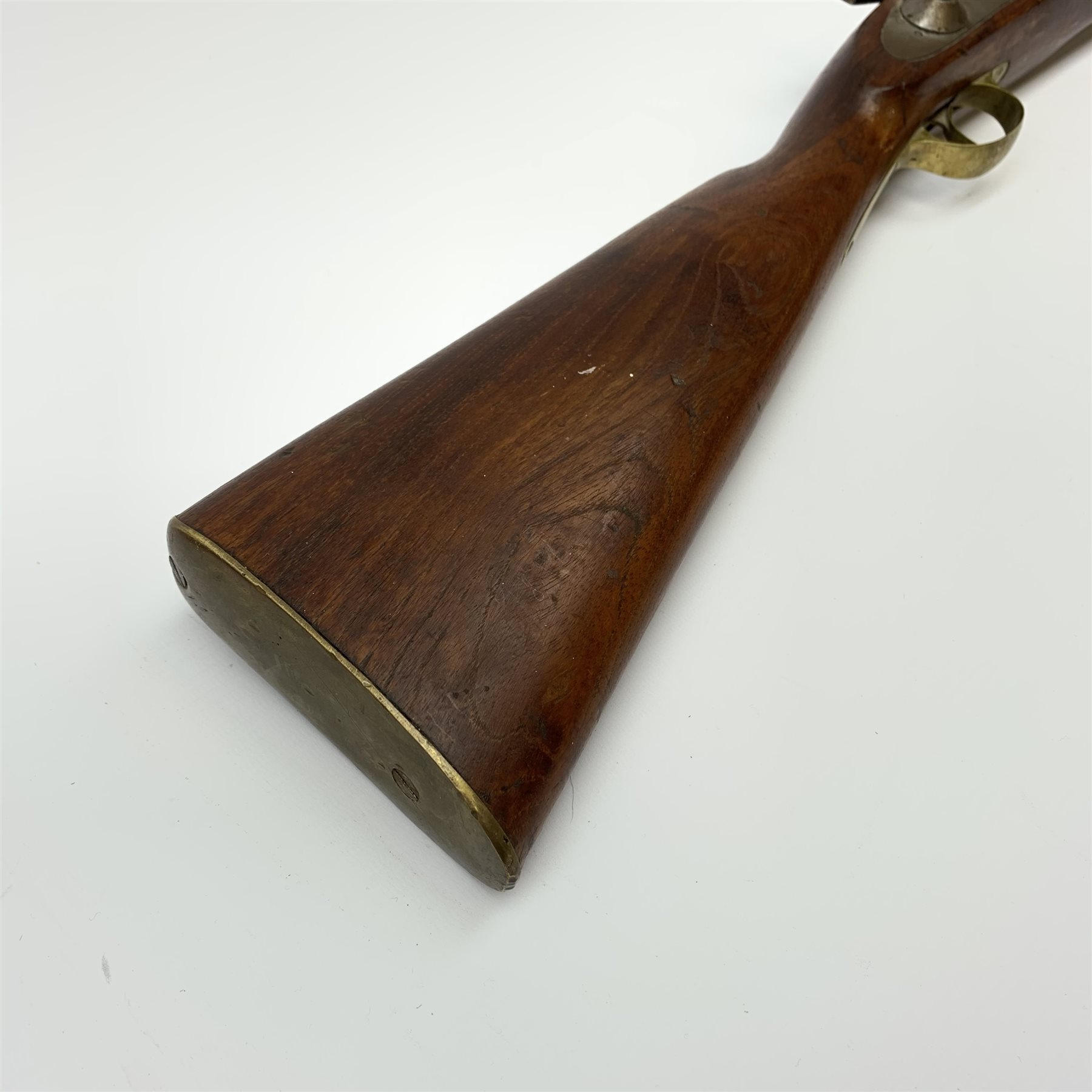 Indian style Enfield type smooth bore muzzle loading percussion cap musket, approximately 24-bore, full walnut stock with two bands and ramrod under L122cm overall