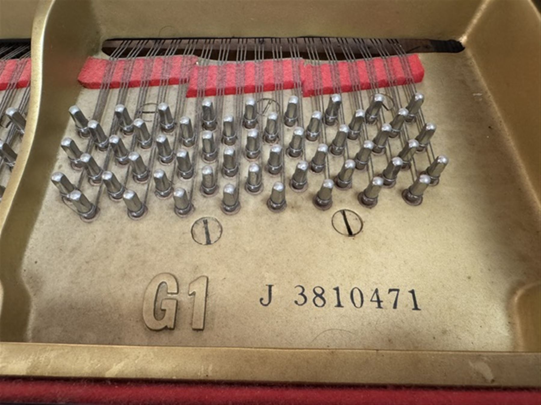 Yamaha - Baby Grand (5' 3