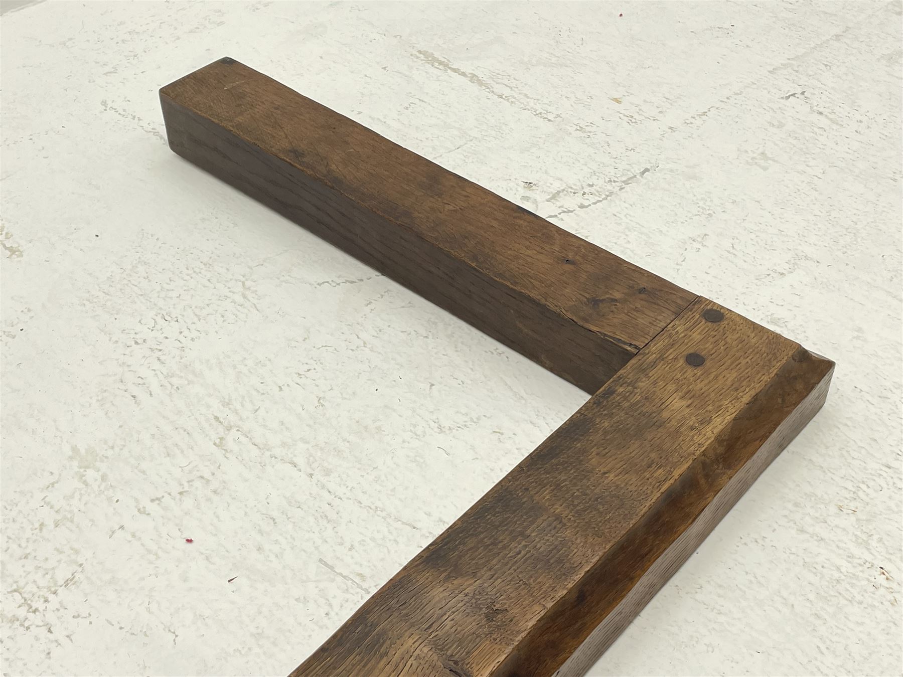 'Mouseman' 1930s/40s tooled oak fire fender, carved with mouse signature, by Robert Thompson of Kilburn