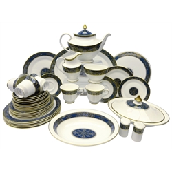  Royal Doulton 'Carlyle' pattern dinner and tea service for six persons   