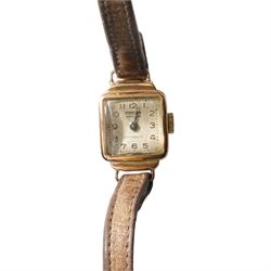 Fischer 18ct gold manual wind wristwatch, Helvetia hallmark, on brown leather strap and four mother of pearl gold mounted hat pins