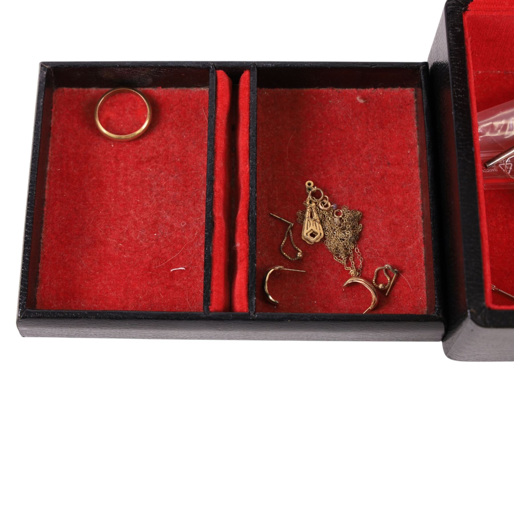 14ct gold ring, 9ct gold jewellery, including fan charm, necklace chain, two pairs of earrings, silver jewellery, including necklace chains, earrings, rings, etc