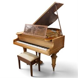Edwardian C. Bechstein mahogany cased baby grand piano, serial no. 84403 circa 1907, retai...