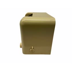 Bush Bakelite radio in cream H23cm, L39cm.  