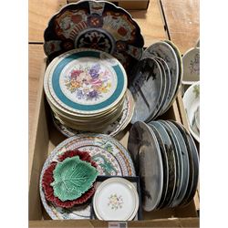Quantity of Chelsea Flower Show collectors plates by Minton, Spode etc, Imari plate, Poole Hors d'oeuvres platter, and a quantity of other ceramics