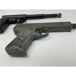 Webley & Scott Premier .177 over lever air pistol, no.2360, with chequered bakelite grip L24cm overall; Diana SP50 .177 plunge barrel air pistol; and T.J. Harrington & Son 'The Gat' .177 plunge barrel air pistol; NB: AGE RESTRICTIONS APPLY TO THE PURCHASE OF THIS LOT (3)