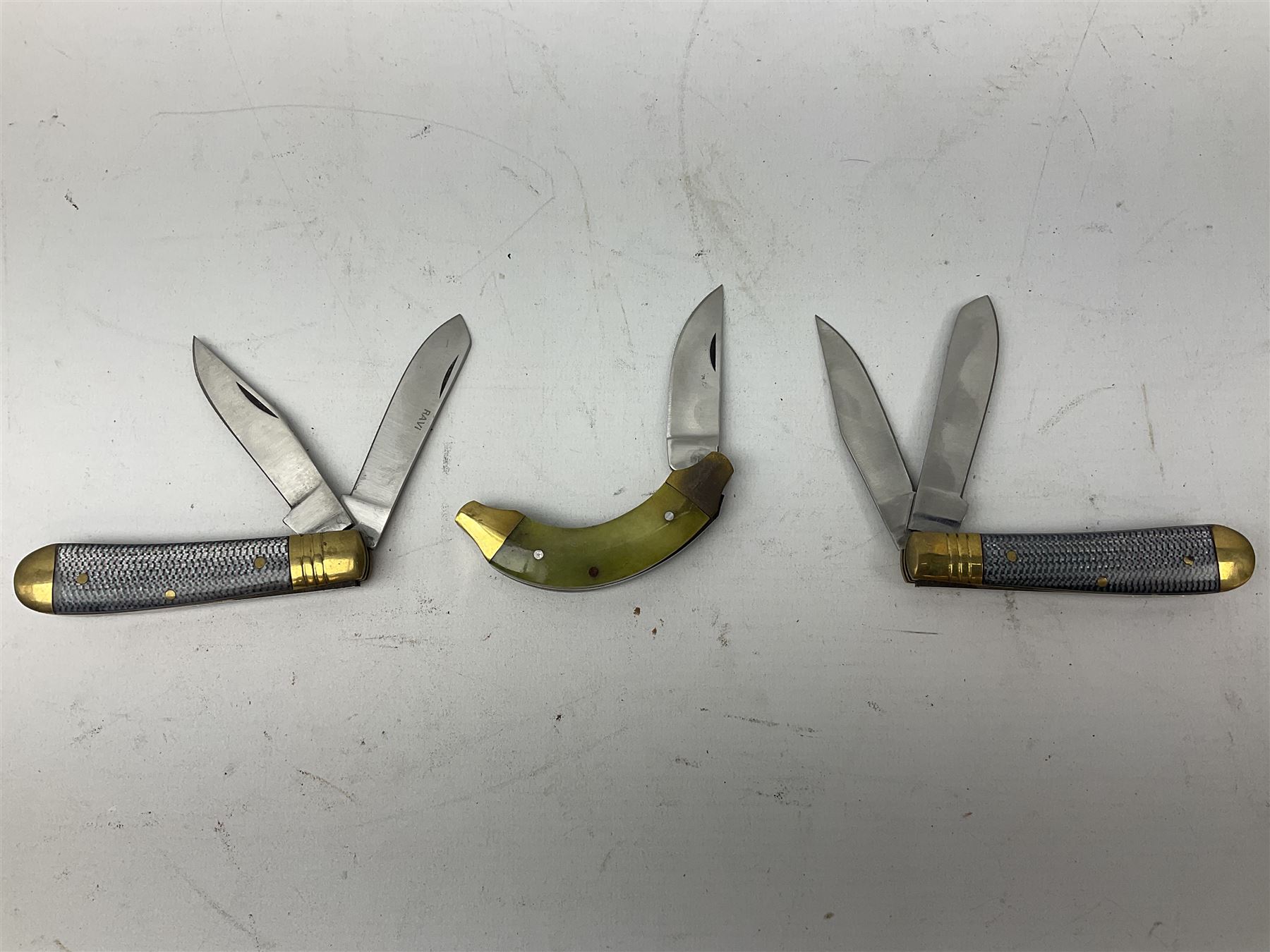 Nine pocket knives including two Ravi folding knives, Richards of Sheffield single blade folding knife etc