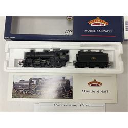 Bachmann ‘00’ gauge - three DCC ready locomotives comprising 32577 Ivatt Class 4 Mogul 2-6-0 locomotive no.43160 in BR black; 32828 Ivatt Class 2 2-6-0 locomotive no.46520 in BR green; 32951 Standard Class 4MT 2-6-0 locomotive no.76066 in BR black; in original boxes (3) 