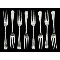 Set of eight silver three prong forks, Rattail pattern by Bruford & Heming Ltd, London 2002/4, approx 13.7oz