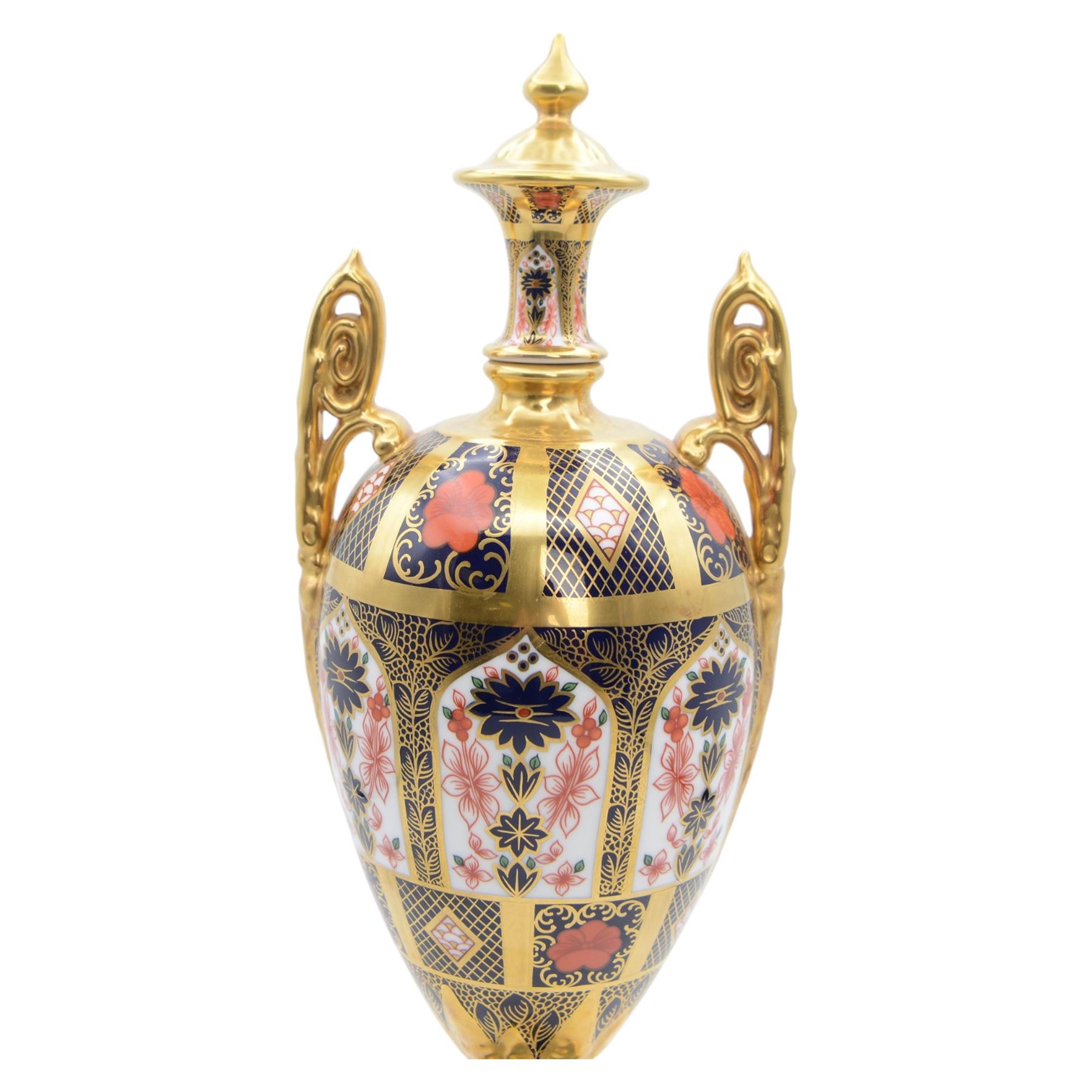 Royal Crown Derby Imari 1128 pattern twin handled urn, with printed marks beneath including year cypher 2005, second quality, H32cm