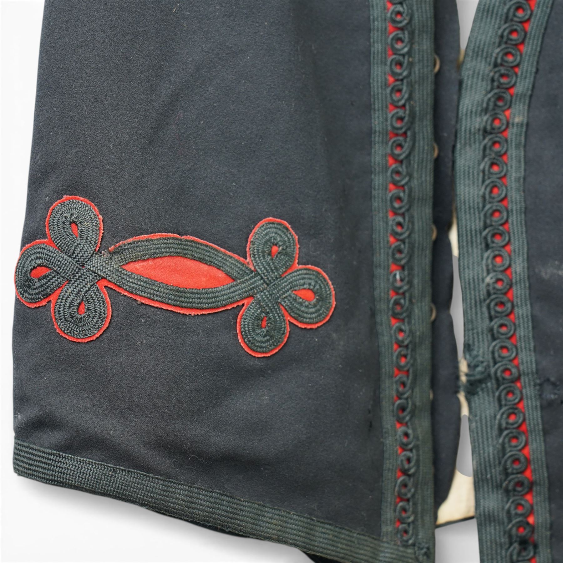 Kings Shropshire Light Infantry 1949 pattern tunic with Croix de Guerre flash and a Rifle Officer's mess tunic and waistcoat with green facings (2)