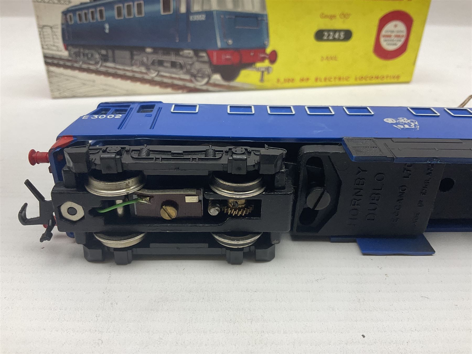 Hornby Dublo - 2-Rail 2245 BR blue 3300 HP Electric pantograph locomotive No.E3002; boxed with maintenance instructions