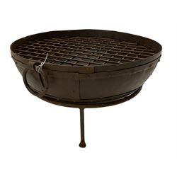 Wrought metal circular fire pit, with grate, on stand
