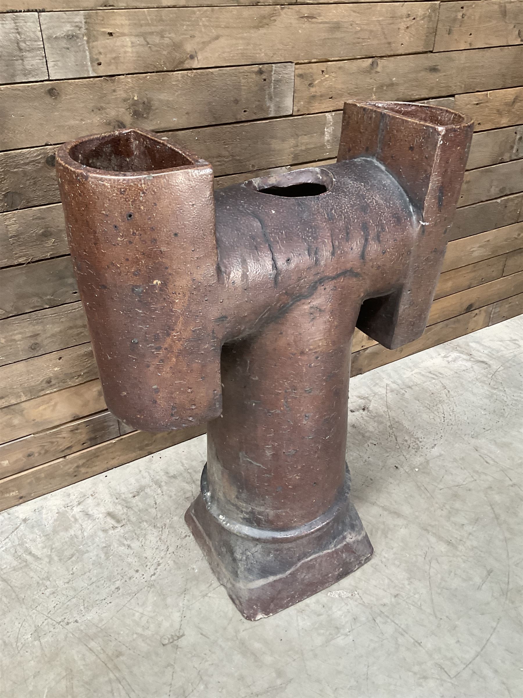 Large Victorian T shaped salt glazed terracotta chimney pot 