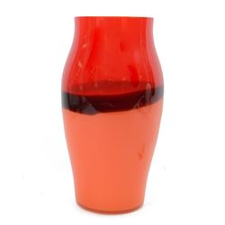 Carlo Moretti, Murano glass vase, in orange and red with a central back band, H35cm