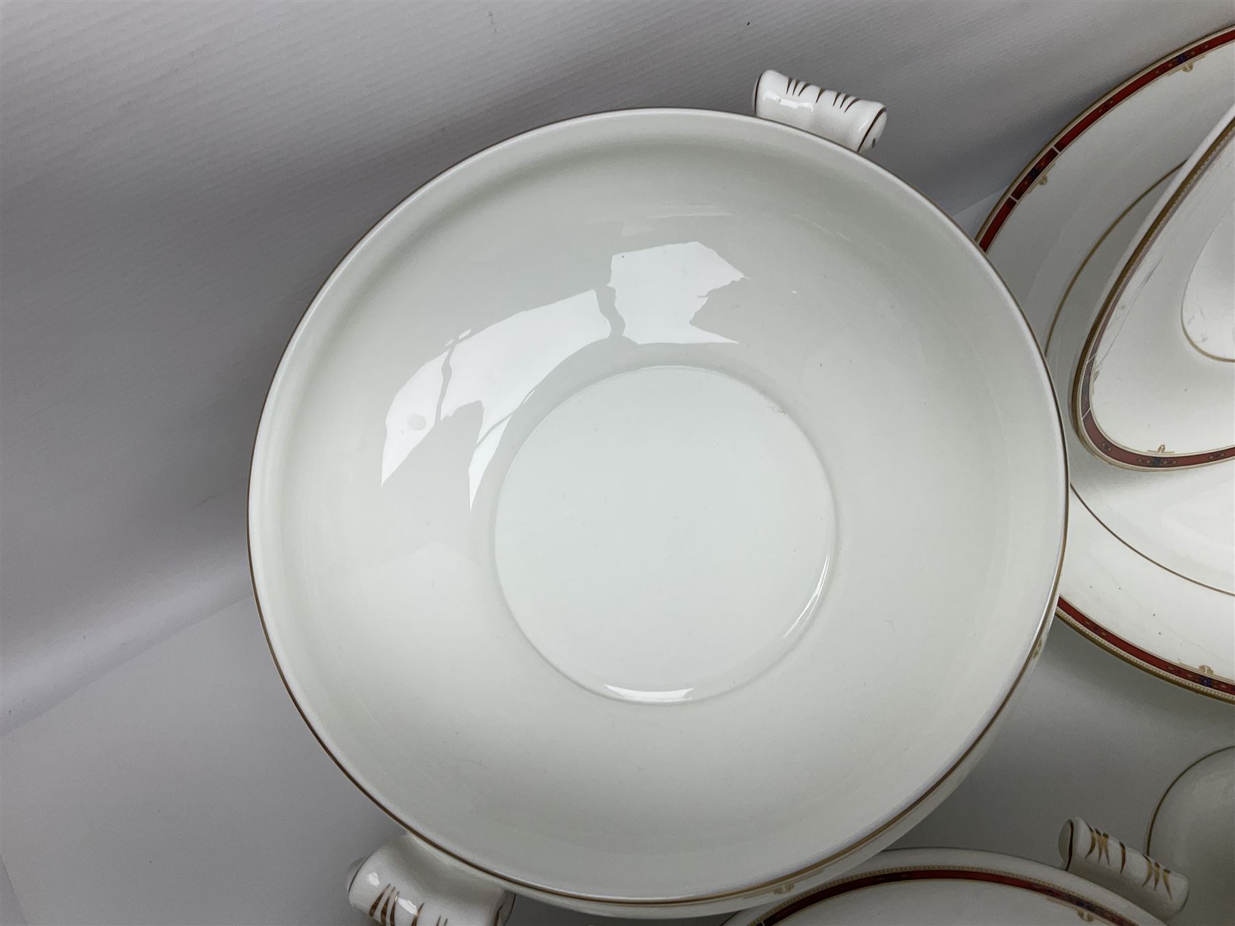 Wedgwood Colorado pattern dinner and coffee service for eight, to include coffee pot, milk jug, covered sucrier, coffee cans and saucers, dinner plates, side plates, twin handled bowls, four covered vegetable tureens etc (92)