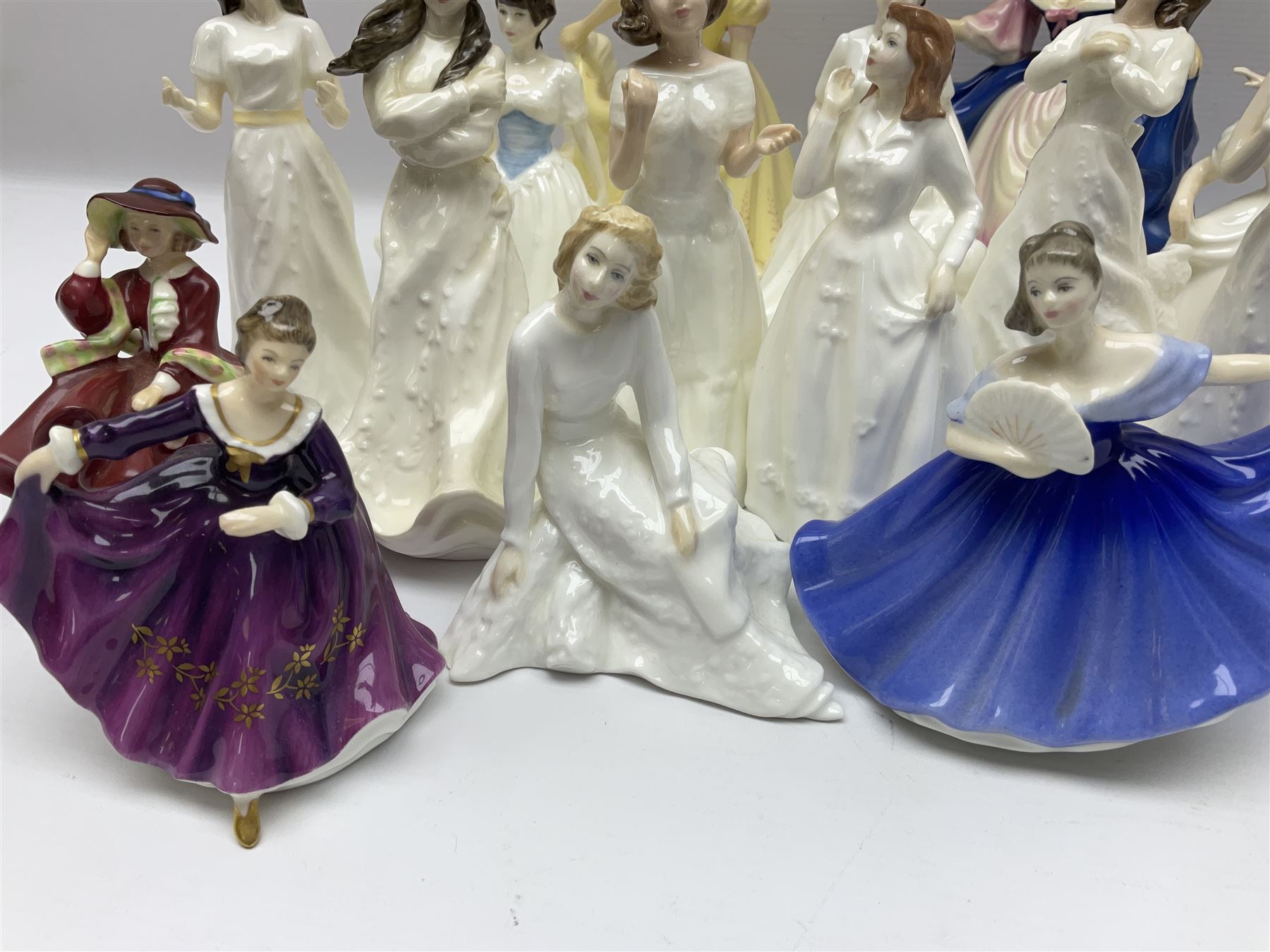 Large collection of Royal Doulton figures, including Ninette HN4717, Sara HN4720, Georgia HN5188, Joy HN3875 etc 