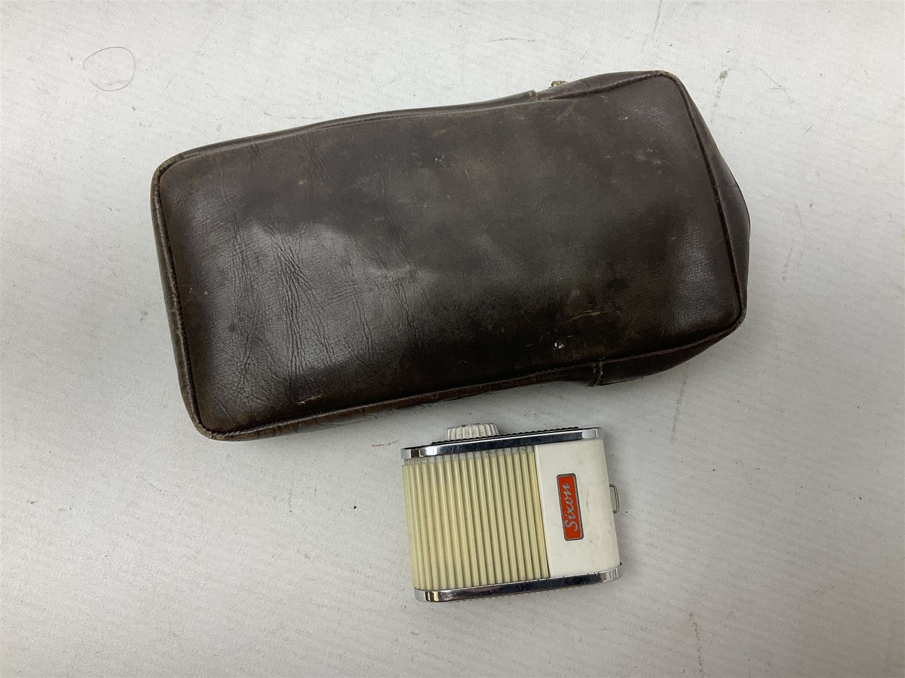   F. Deckel - munchen  Vauxhall Compur folding Camera, with Sixon hand-held exposure meter