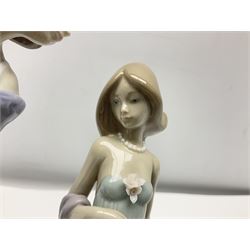 Three Lladro figures of ladies comprising 'The Flirt' model no 5789, 'Ingenue' model no 5487 and 'Carefree' model no 5790, all with boxes