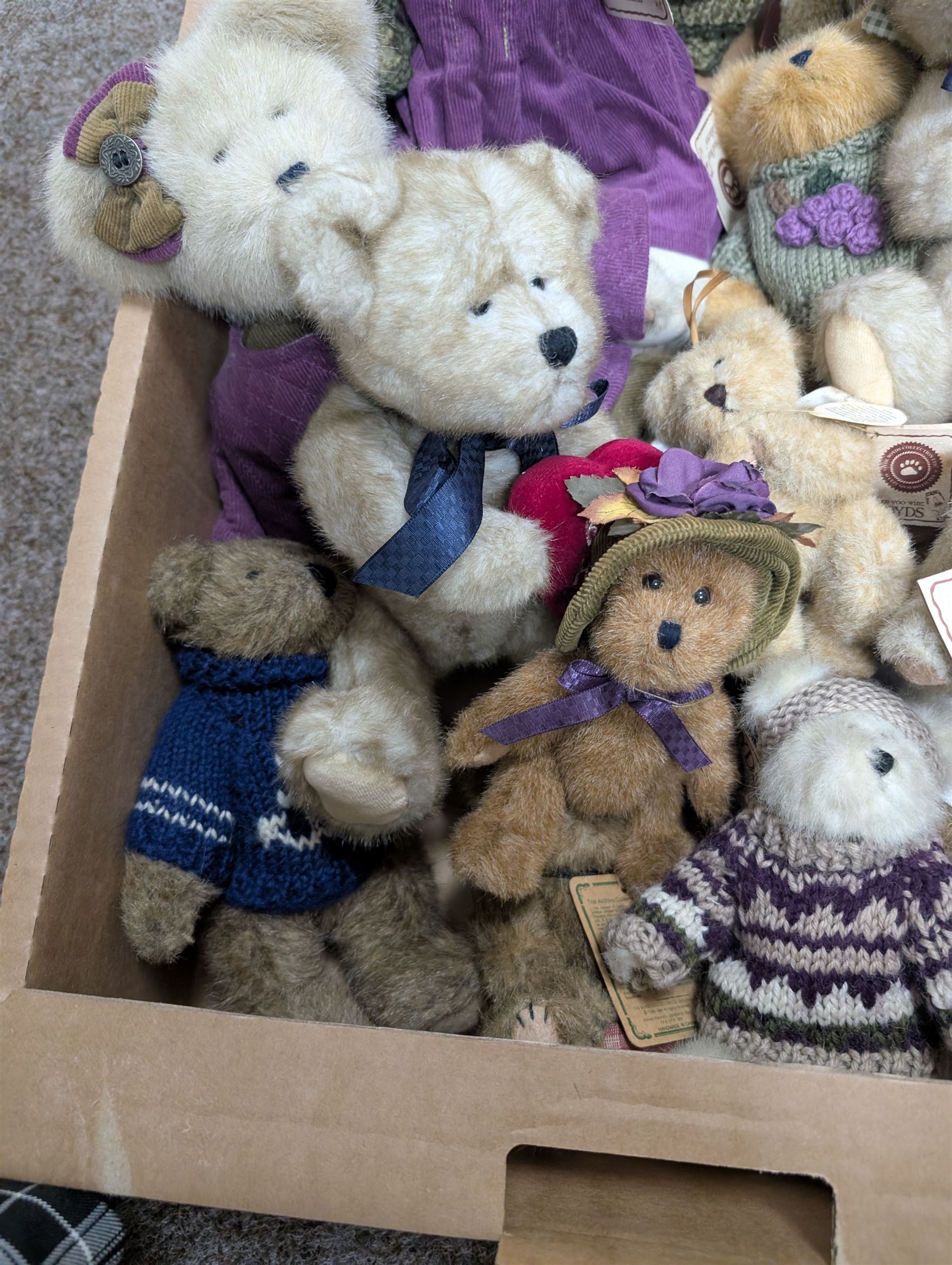 Boyds Bears, including examples from the Best Dressed and Heirloom collections