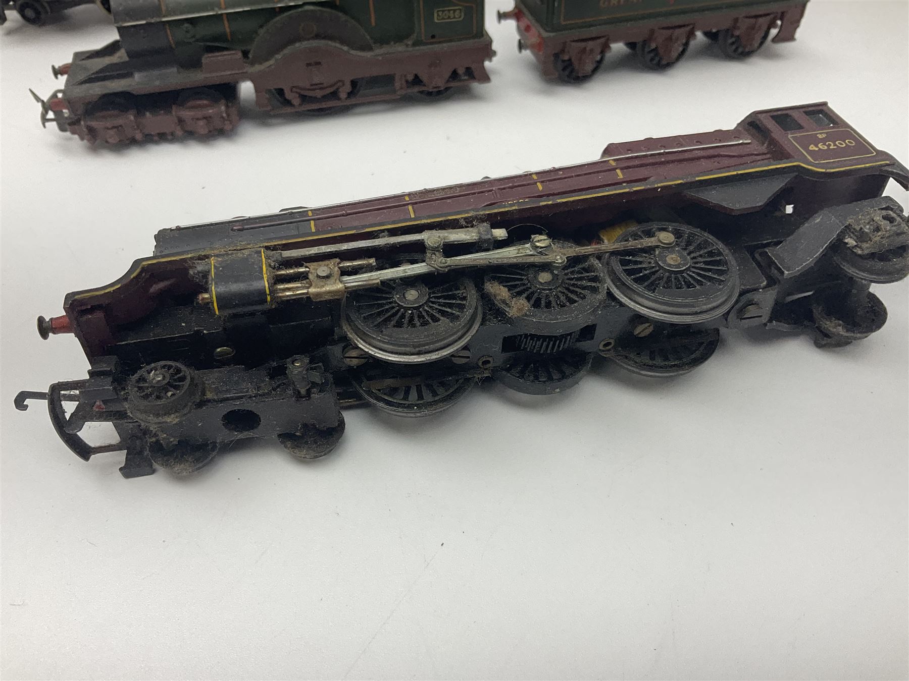 Hornby/Tri-ang '00' gauge - six locomotives - Class 9F 2-10-0 'Evening Star' No.92220; Class A3 4-6-2 (no name or number); Dean Single 4-2-2 'Lord of the Isles' No.3046; Princess Class 4-6-2 'The Princess Royal' No.46200; Class 57XX Pannier 0-6-0 tank No.8751; and Stephenson's Rocket with one passenger coach; all unboxed (6)